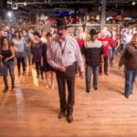 Tanzunterricht: Line Dance im Billy Bob's Texas