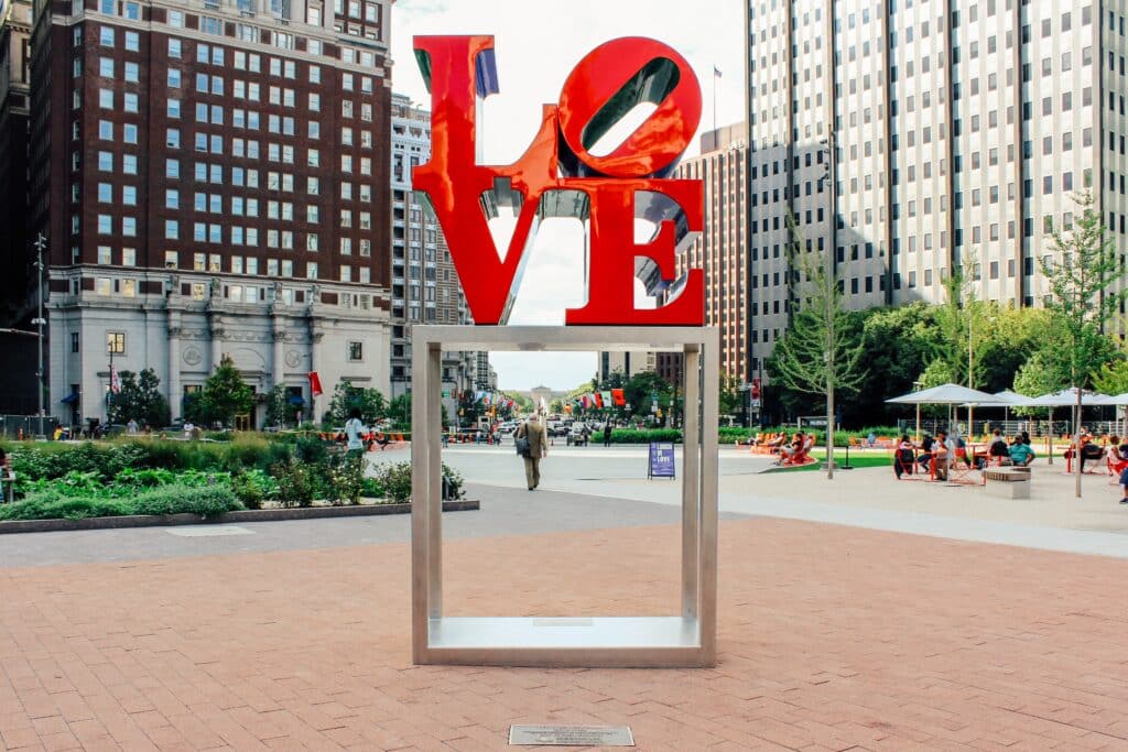 Cooles Wahrzeichen wie im LOVE Park