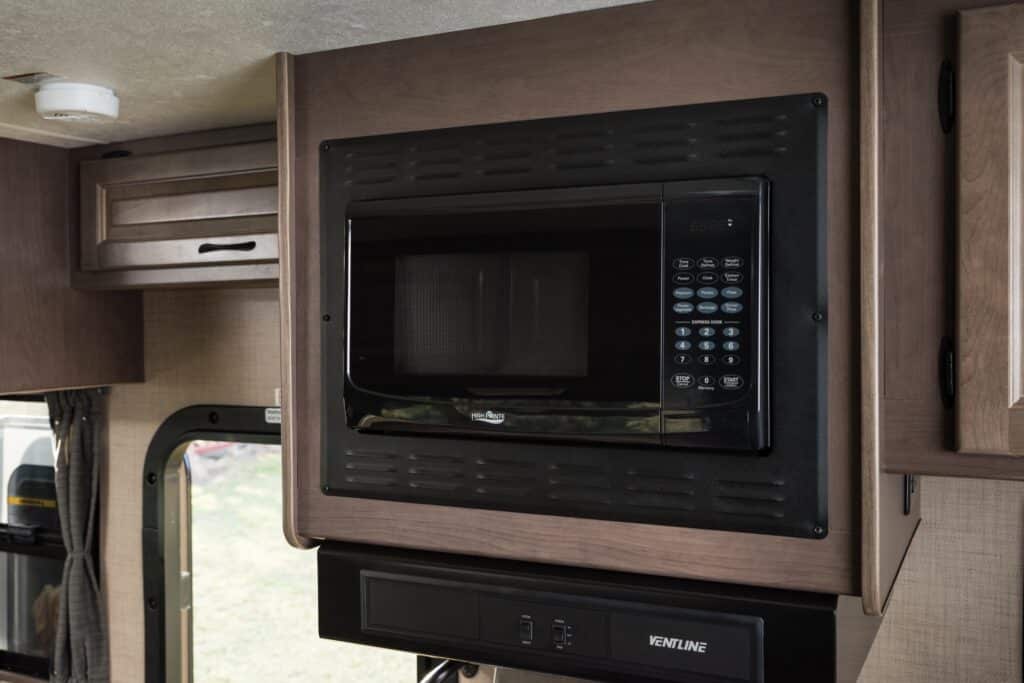 Cruise America - C25 Microwelle