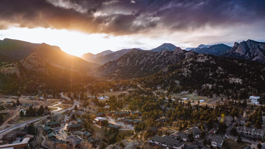 Sonnenuntergang über Estes Park, Colorado