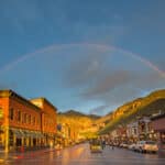 Regenbogen für der Main St. in Telluride