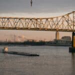 Blick auf den Mississippi River und auf die Stadt Baton Rouge