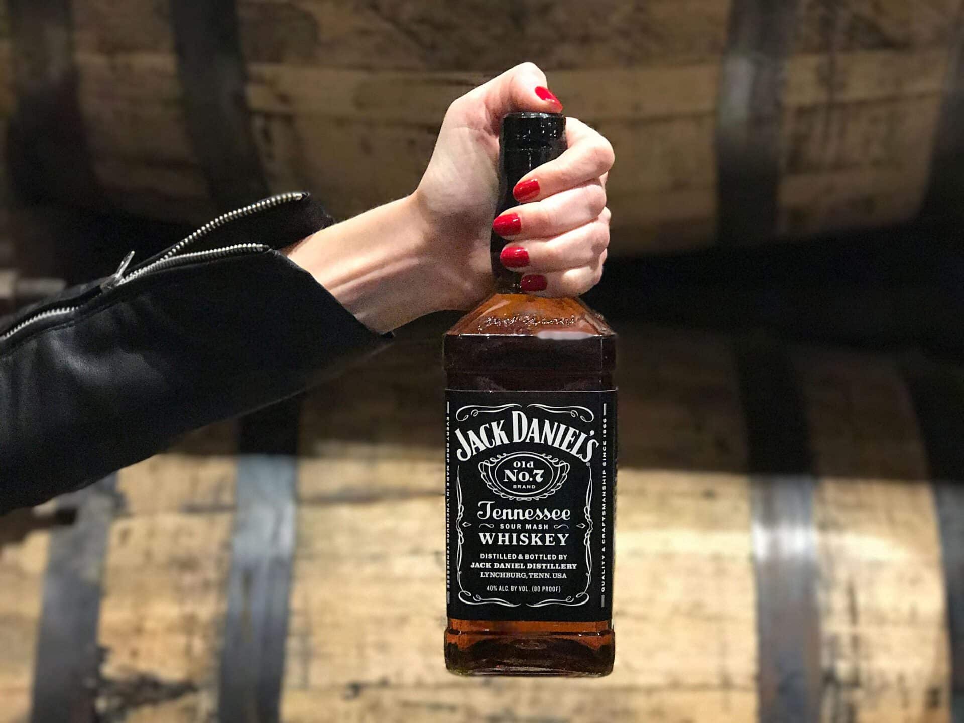 Eine Flasche Jack Daniel's in der Jack Daniel Distillery in Lynchburg, Tennessee