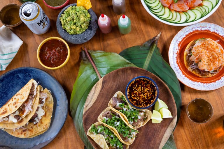 Leckeres Essen im Pullman Market des 