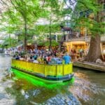 Bootsfahrt und River Walk in San Antonio